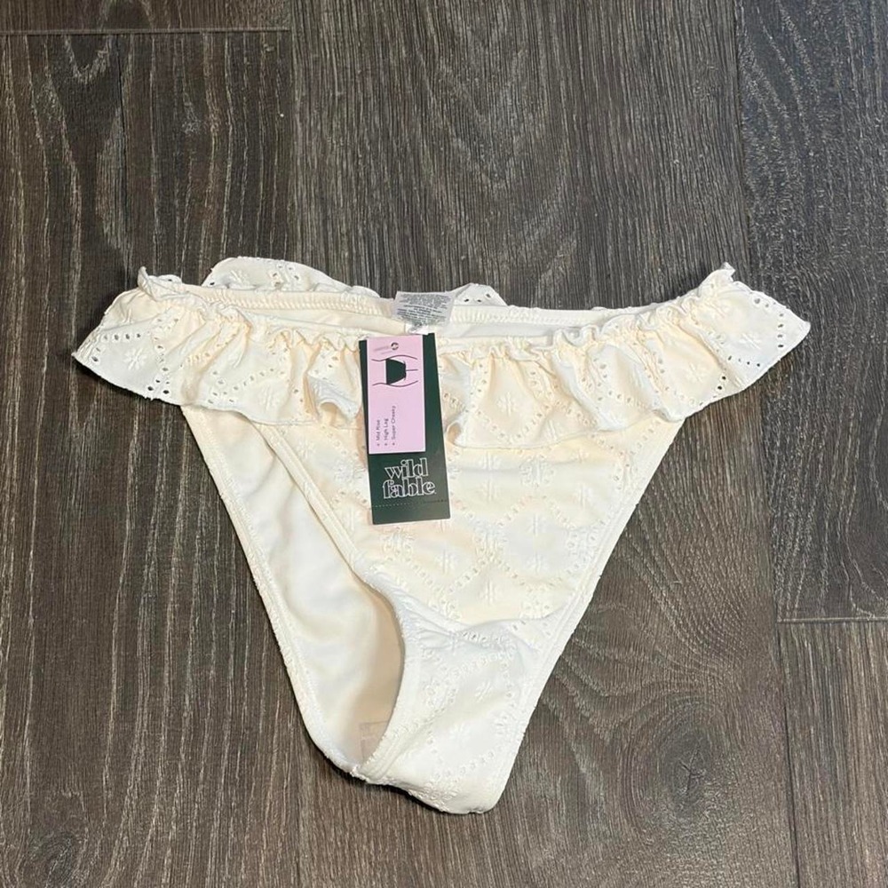 Wild Fable cream eyelet swim bottom with ruffled trim